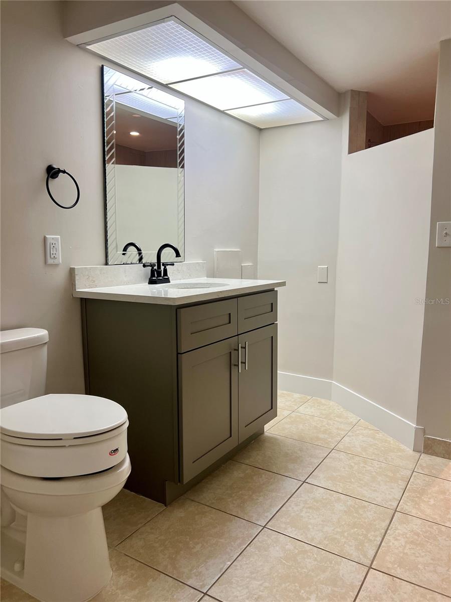 632 Edgewater Dr #139 Property Photo 20