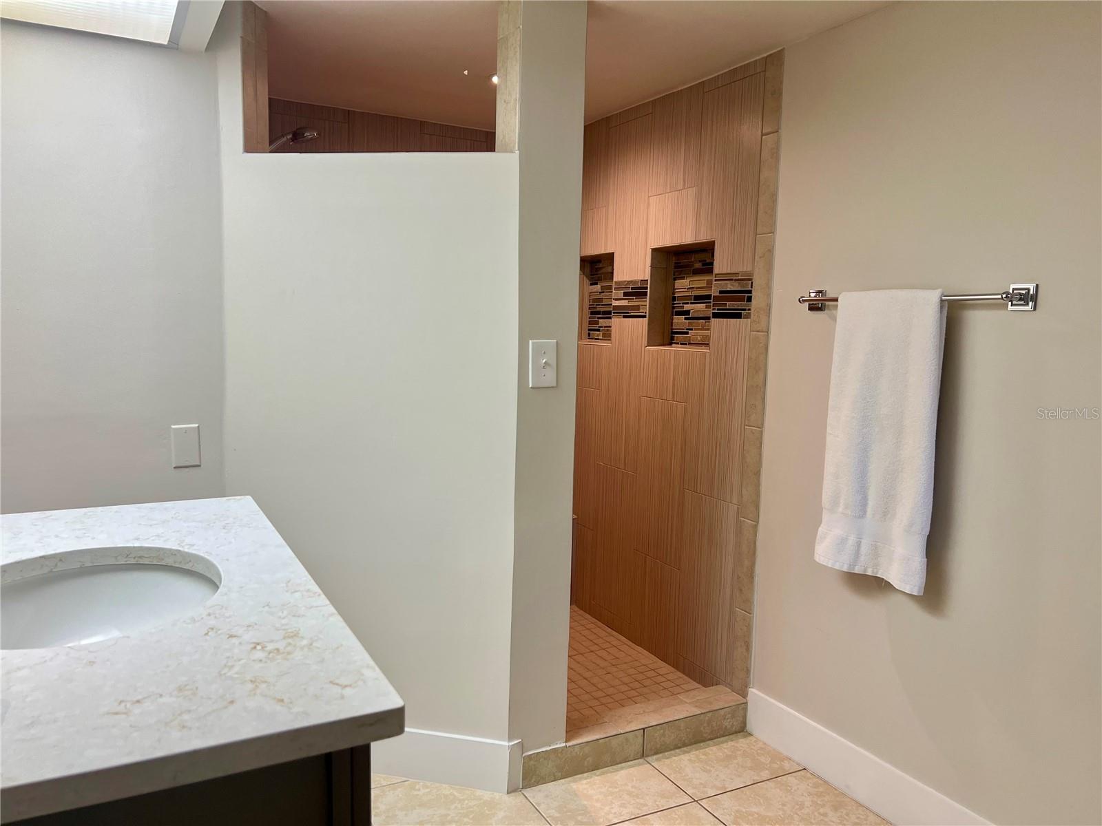 632 Edgewater Dr #139 Property Photo 22