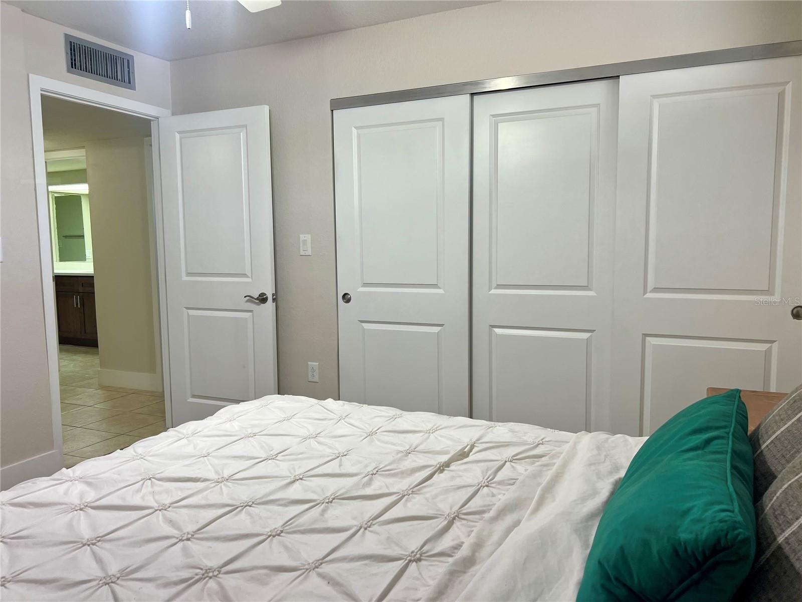 632 Edgewater Dr #139 Property Photo 28