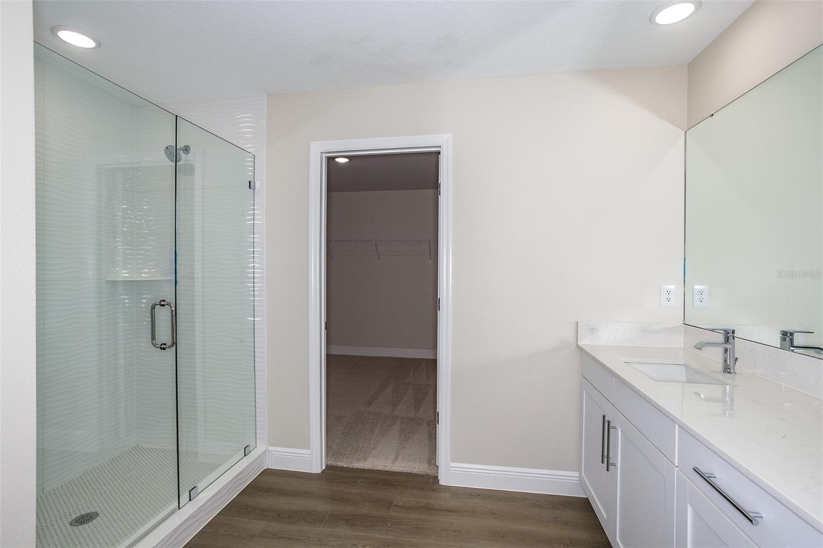 9886 Annunciation Dr Property Photo 6