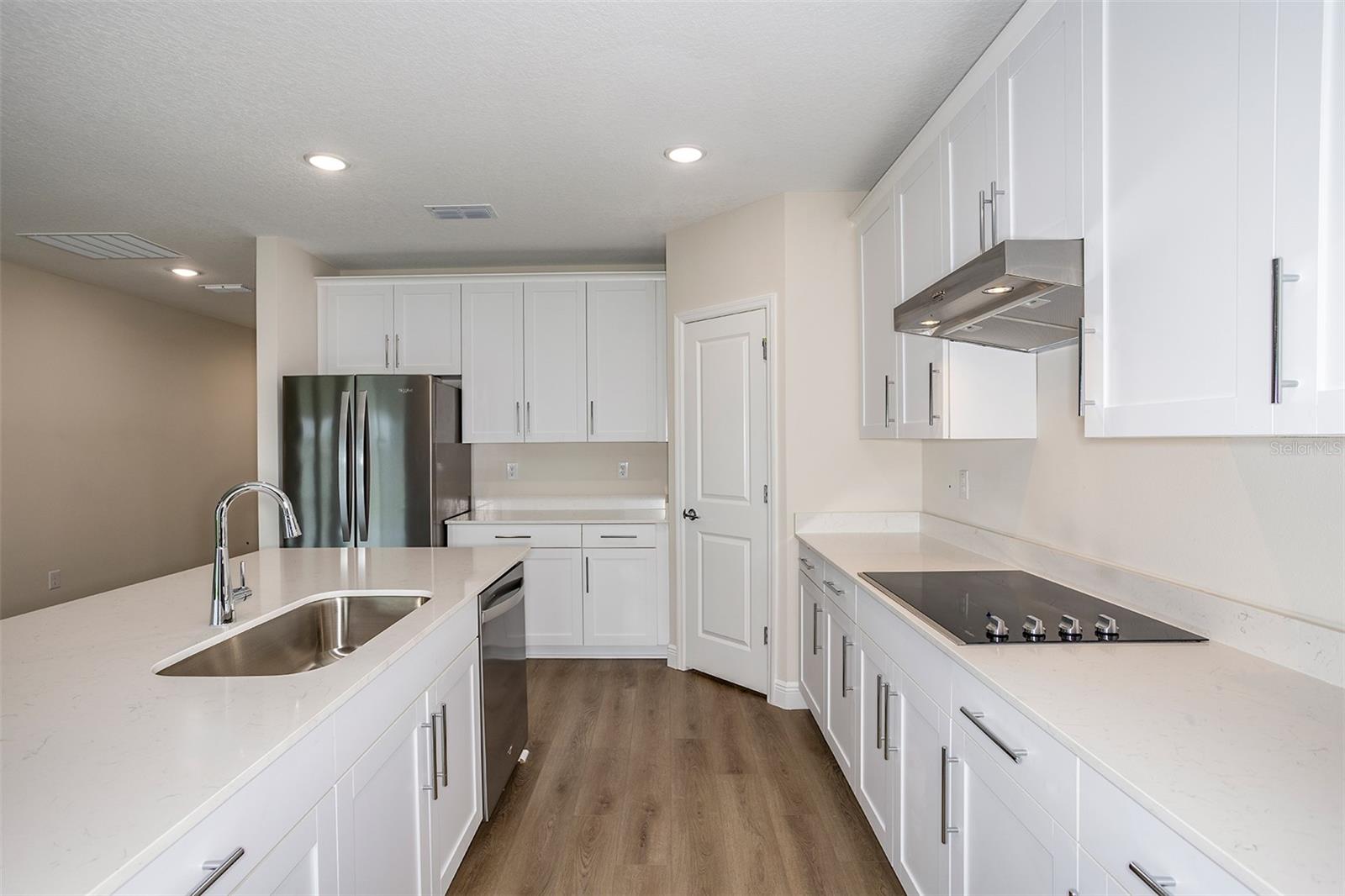 9886 Annunciation Dr Property Photo 11