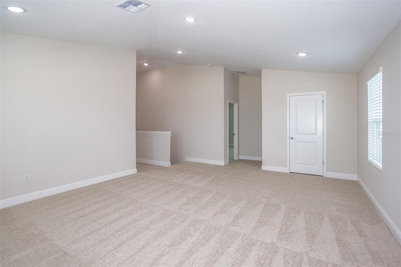 9886 Annunciation Dr Property Photo 22