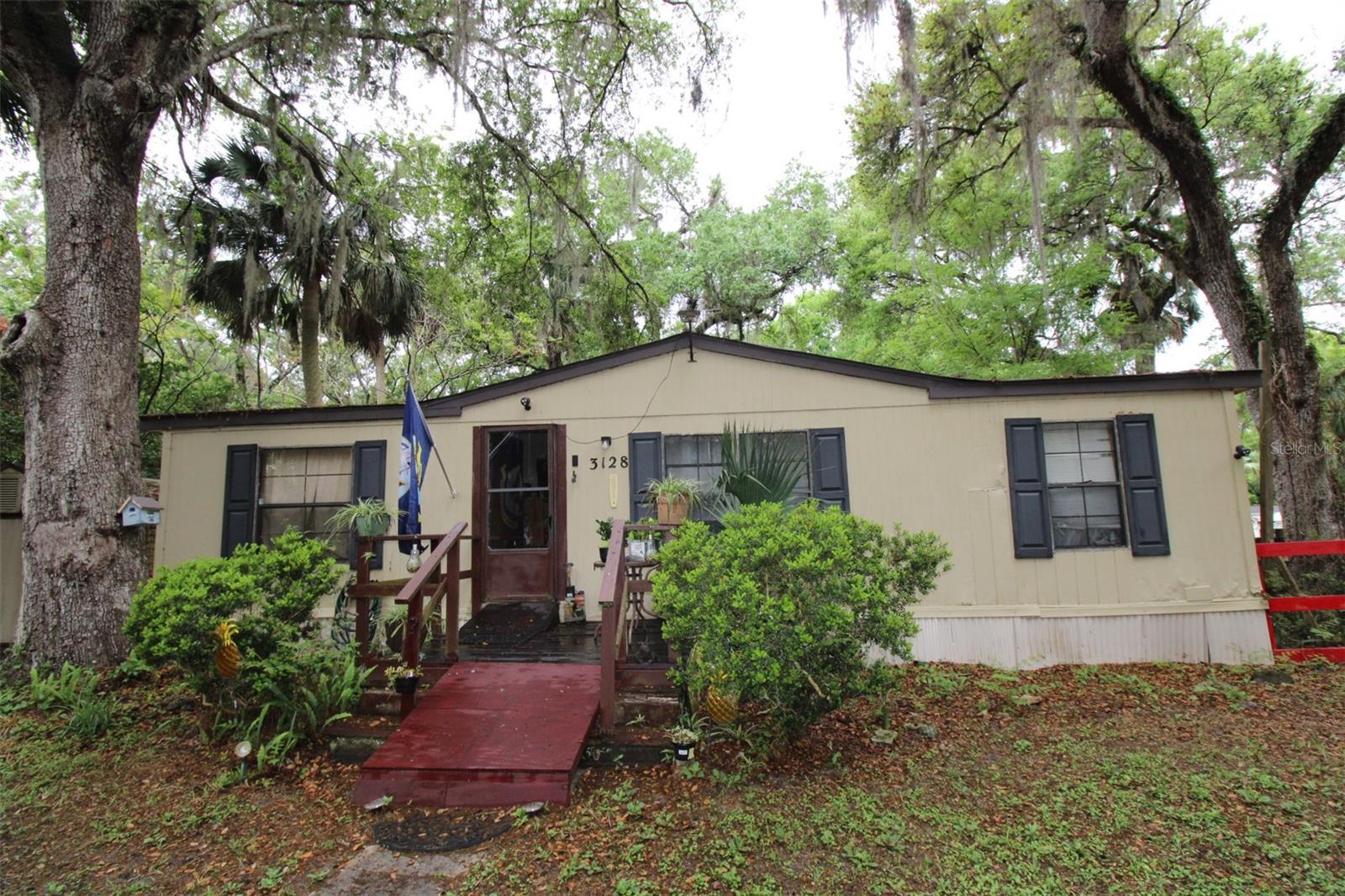 3128 Cr 418 Property Photo 1