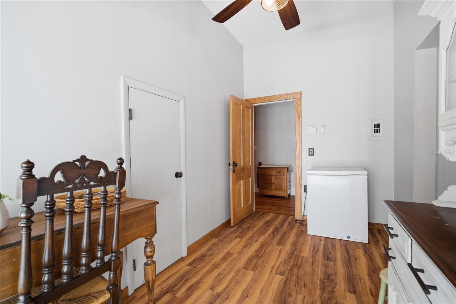 1201 W Reynolds St Property Photo 17