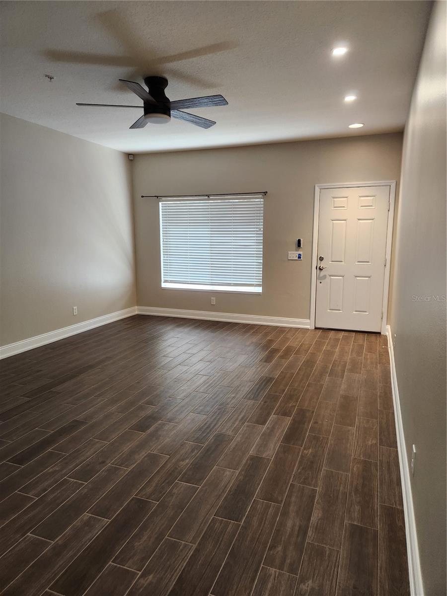 3909 45th Ter W #106 Property Photo 8