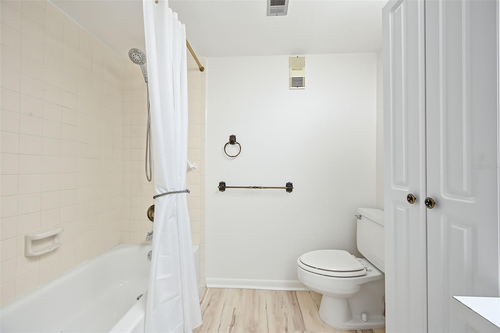 328 Mariner Dr #328 Property Photo 40