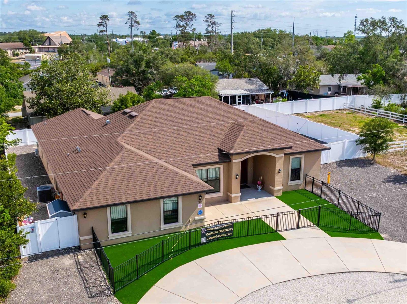 TB8505564 Property Photo 1