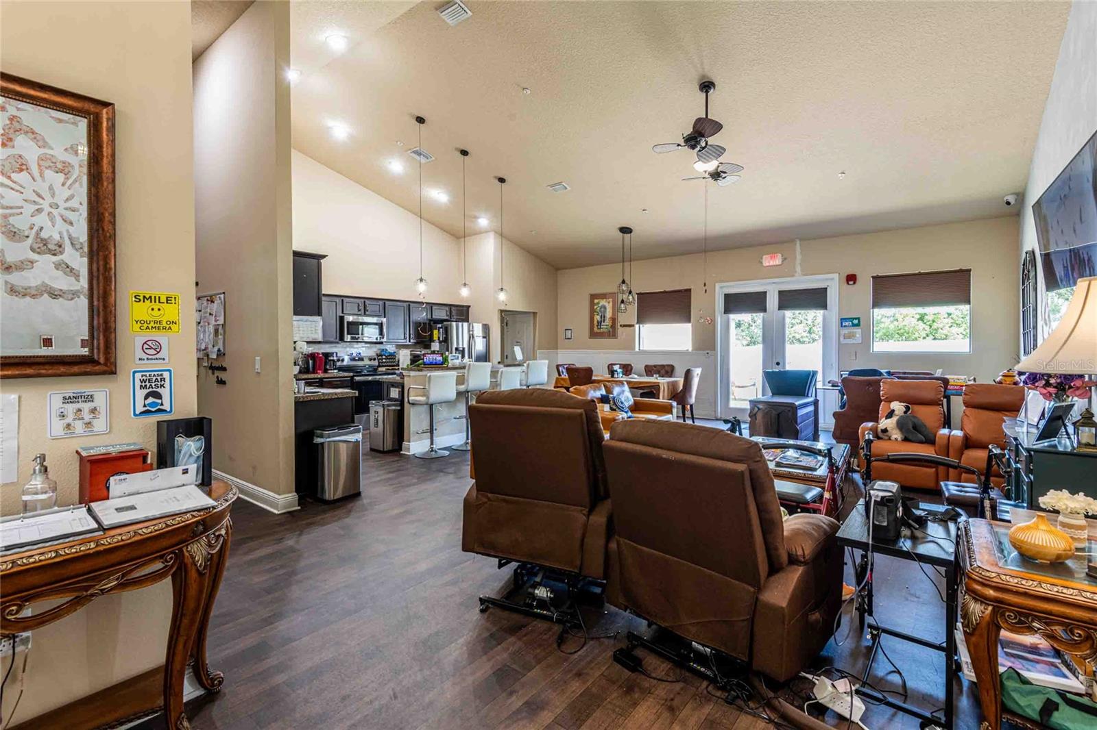 TB8505564 Property Photo 7