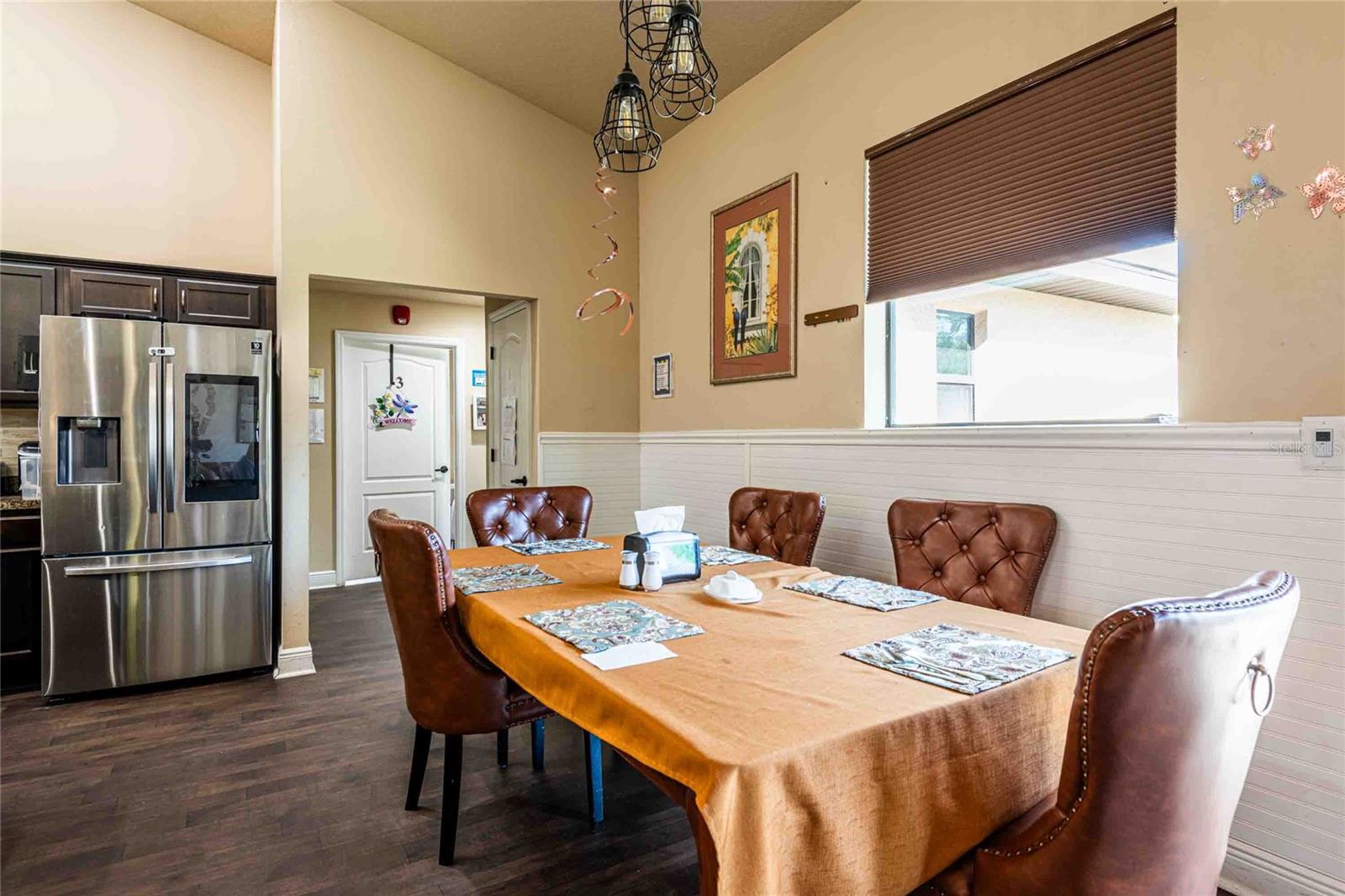 TB8505564 Property Photo 10