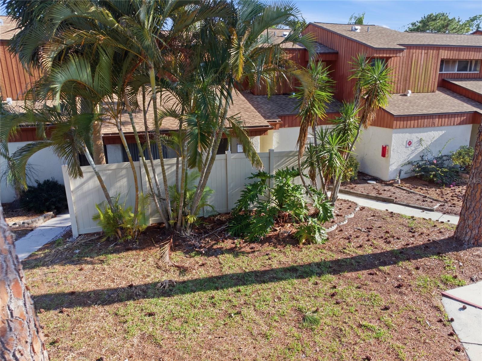 2058 Sunset Point Rd #15 Property Photo 42