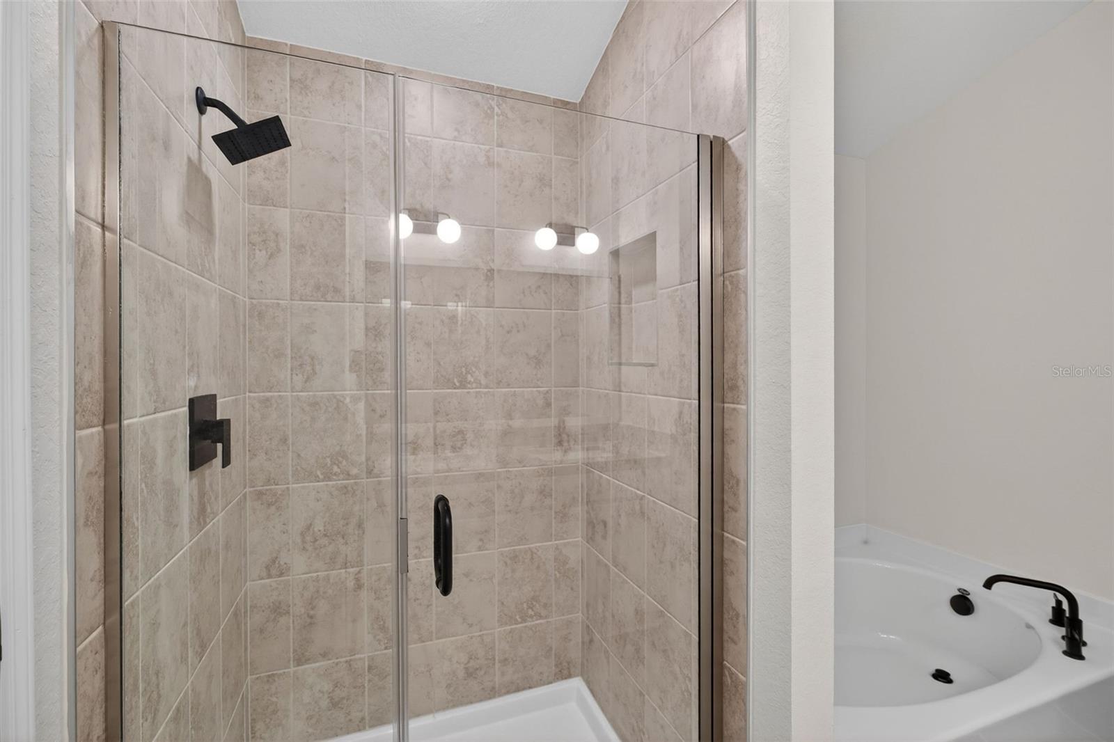 683 Tanaro Ln Property Photo 12