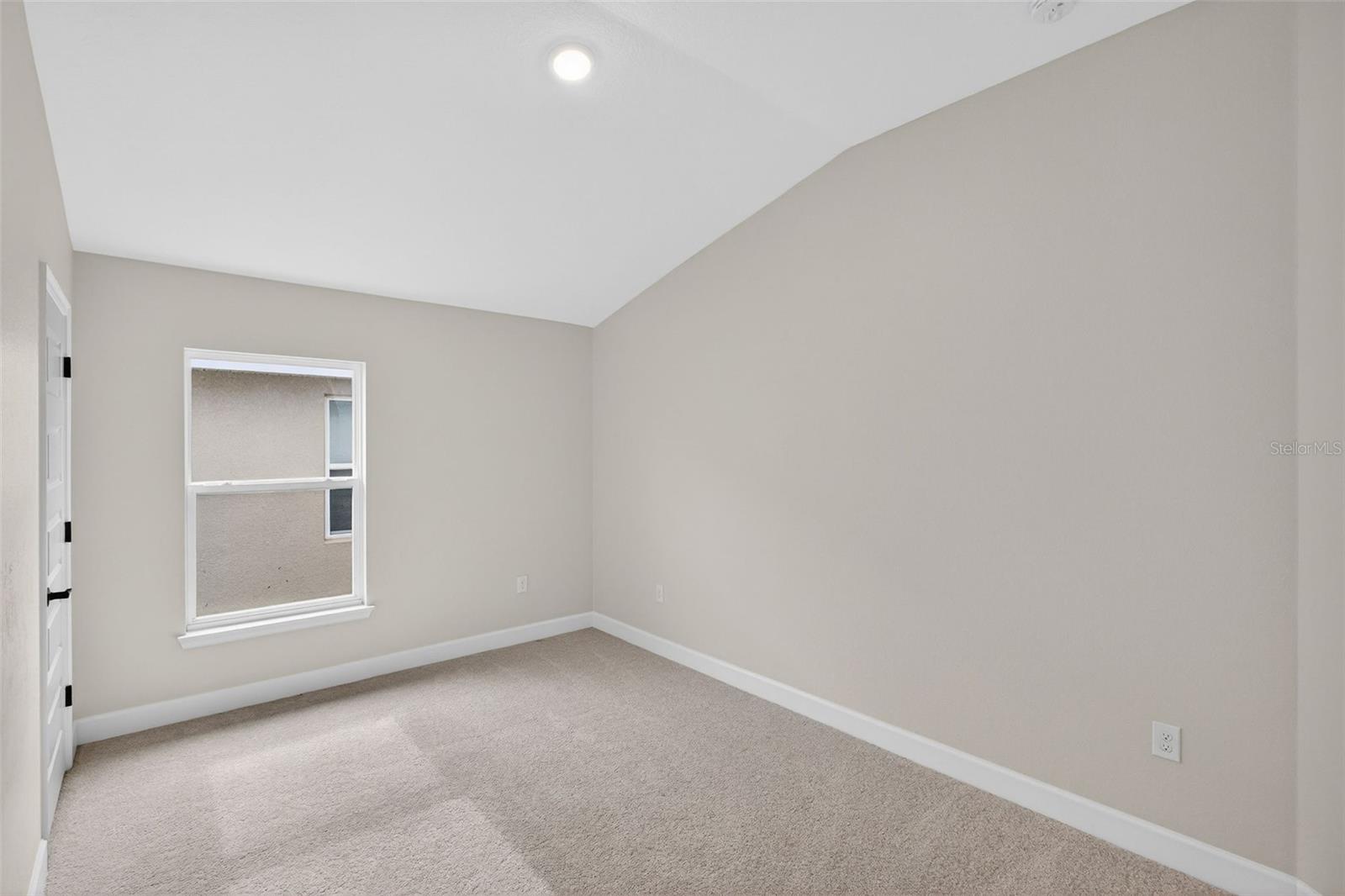 683 Tanaro Ln Property Photo 14
