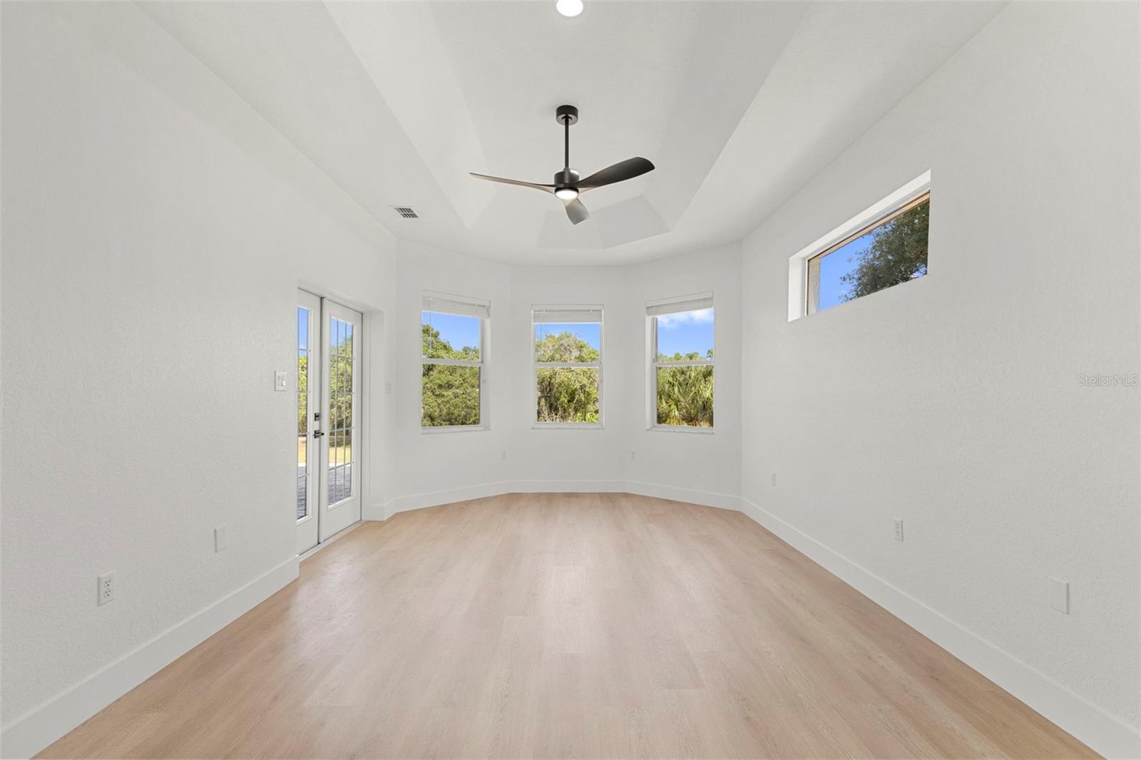 17545 Glenda Dr Property Photo 29