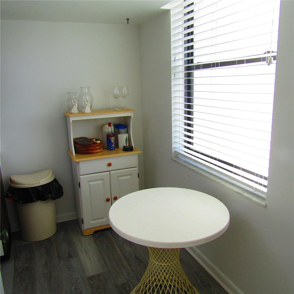 1430 Gulf Blvd #404 Property Photo 6
