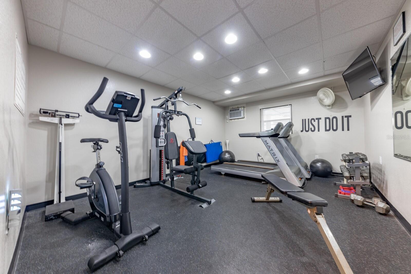 1430 Gulf Blvd #404 Property Photo 26