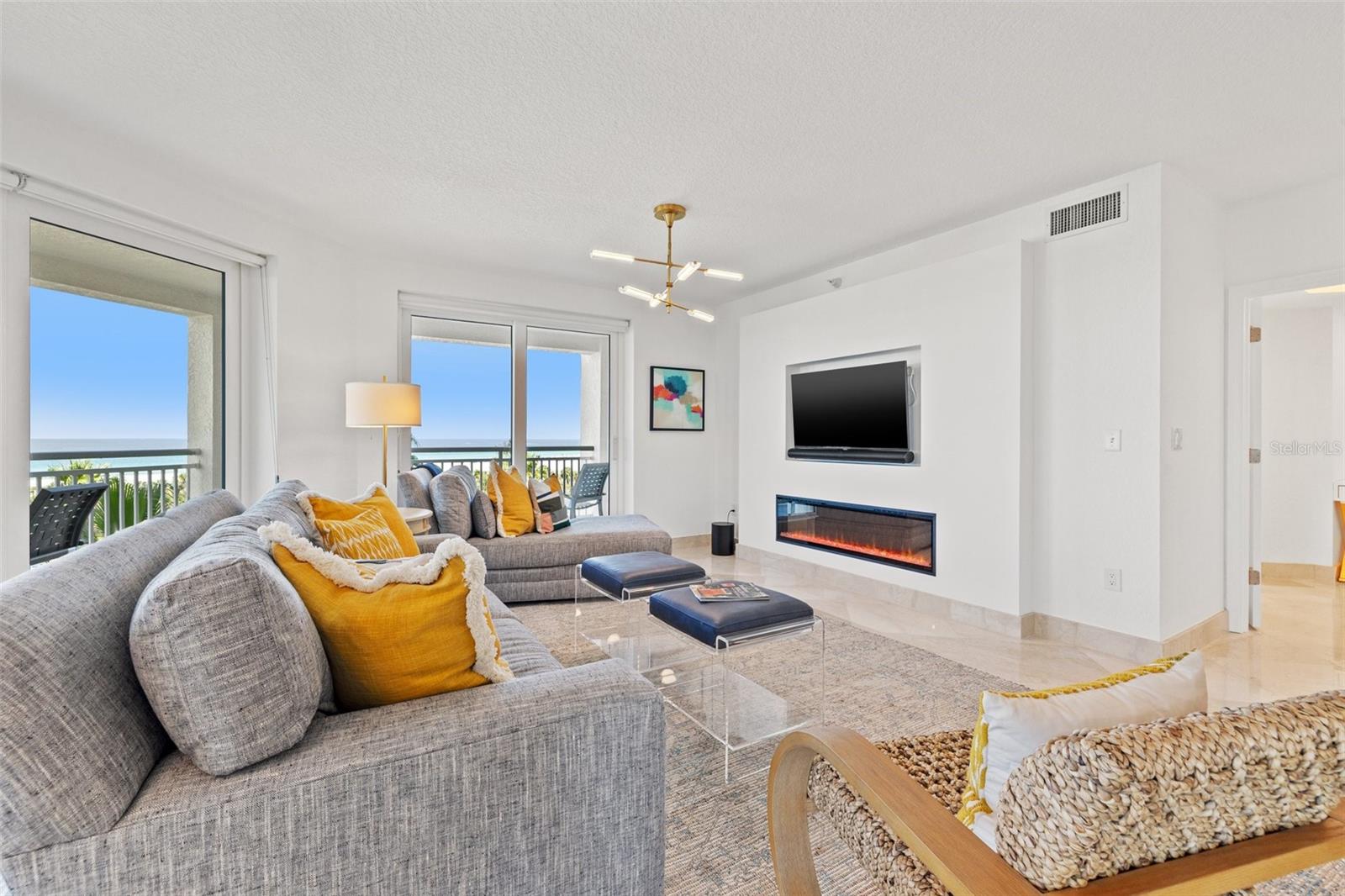 1180 Gulf Blvd #401 Property Photo 5