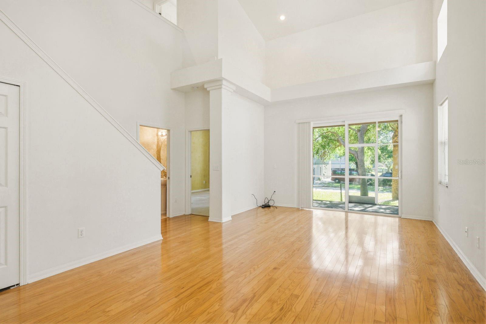 1405 Ridge Ter Property Photo 3