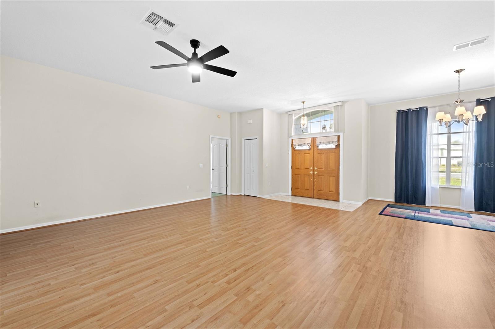 3362 St Ives Blvd Property Photo 12