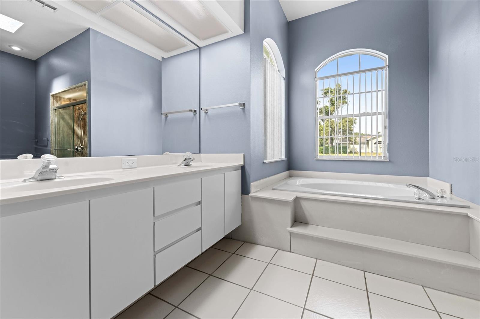 3362 St Ives Blvd Property Photo 43