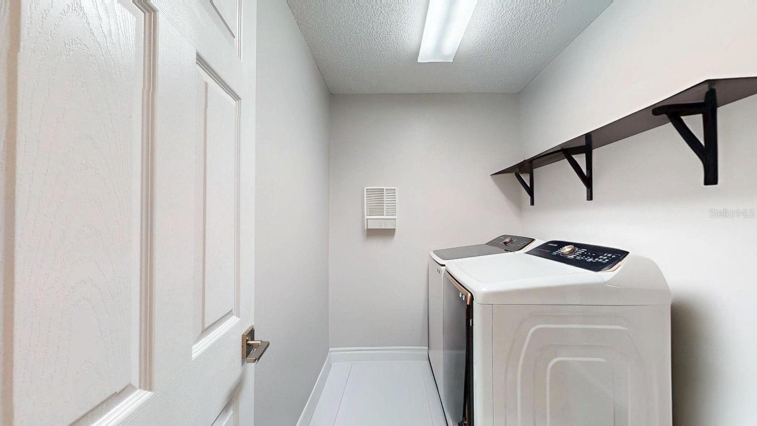 8141 Golf Club Ct Property Photo 43