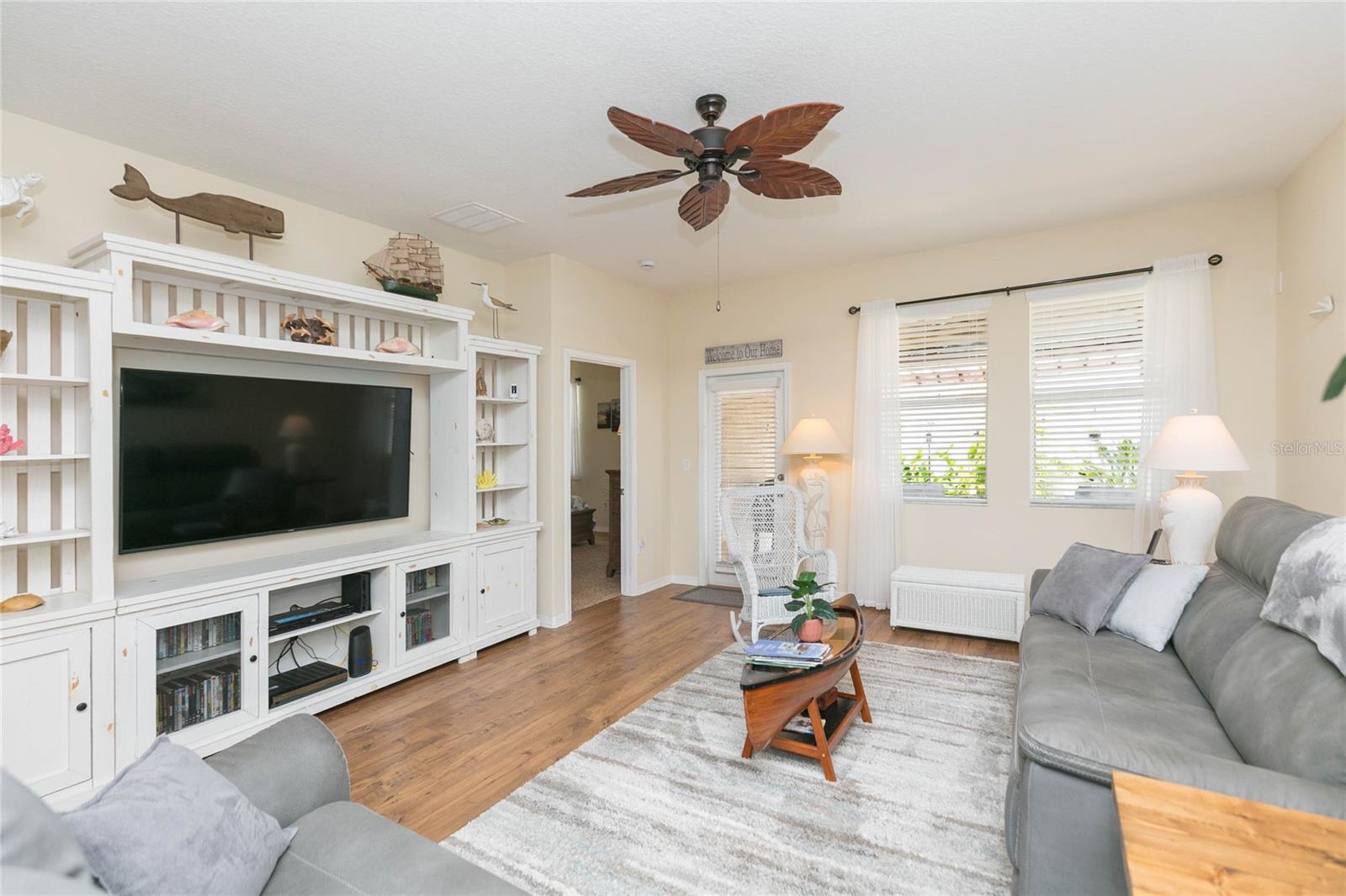 7017 Feather Wood Dr Property Photo 15