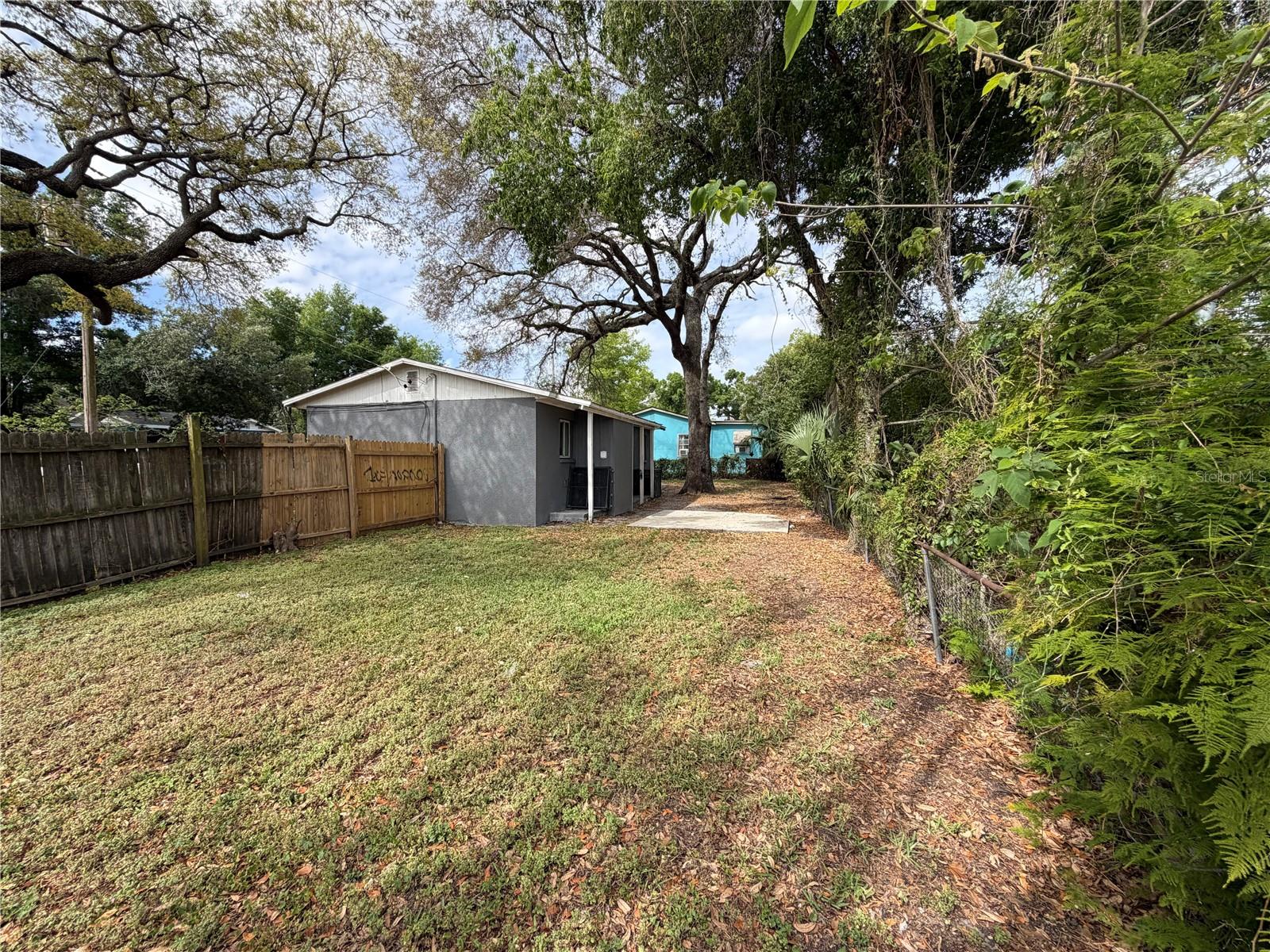 3916 E Genesee St Property Photo 10