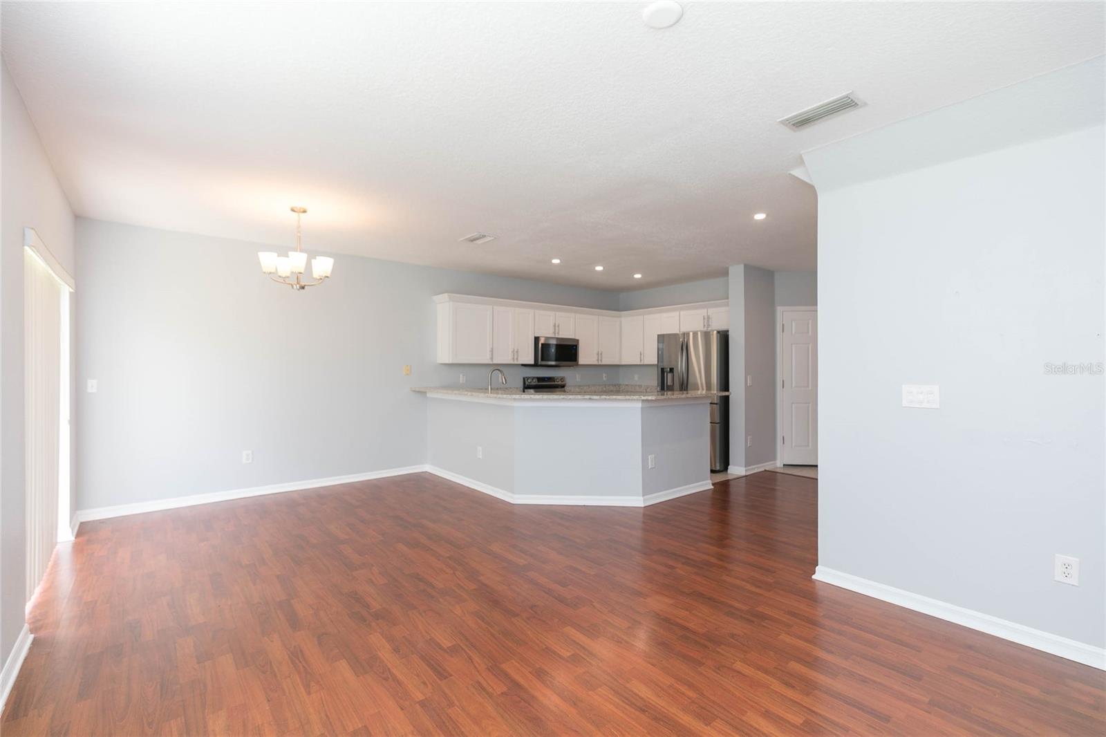 6407 Barksdale Way Property Photo 7