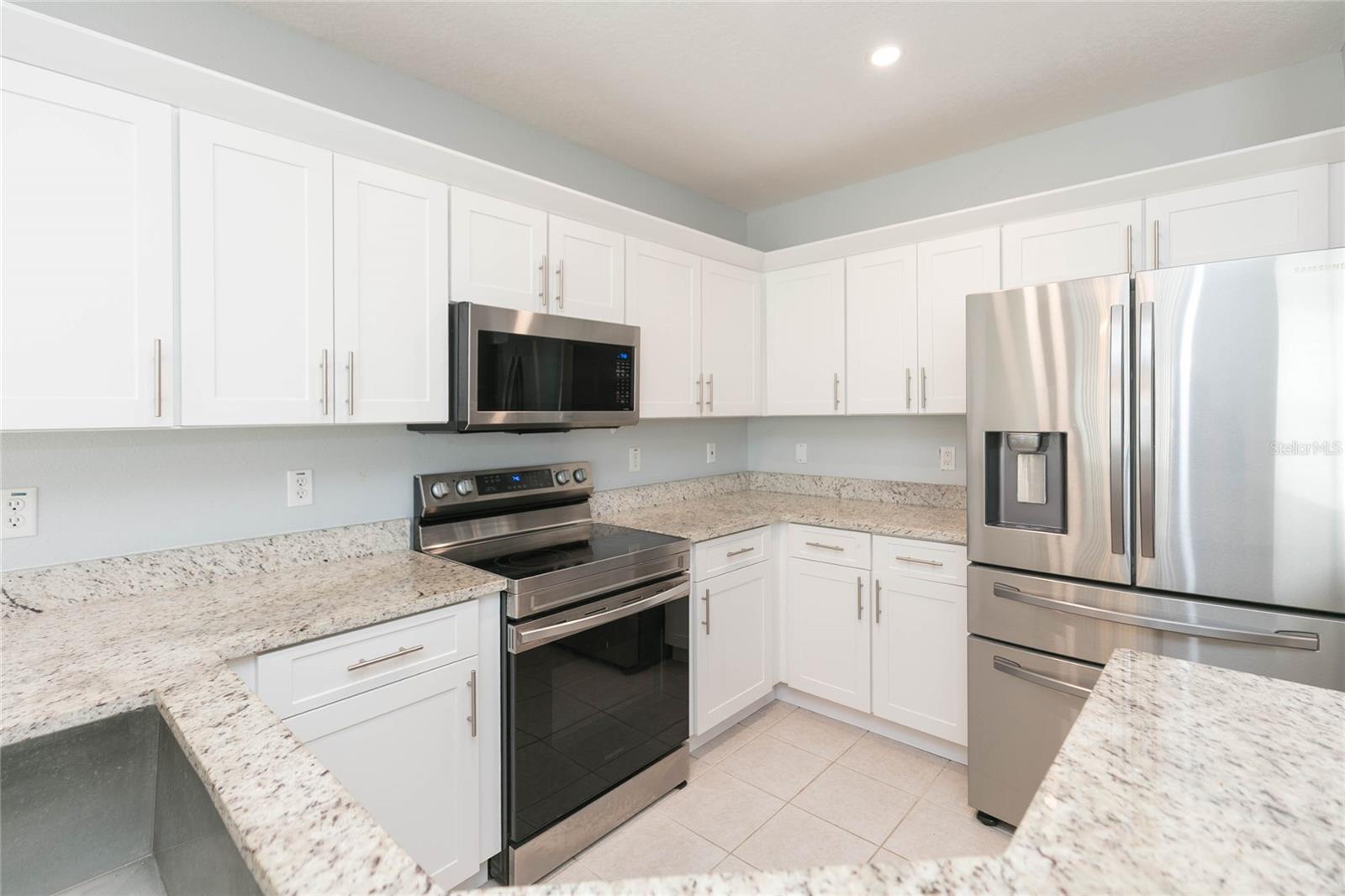 6407 Barksdale Way Property Photo 10