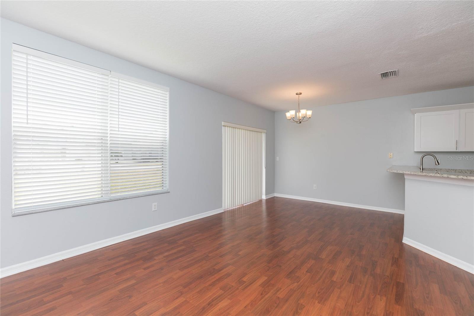 6407 Barksdale Way Property Photo 12