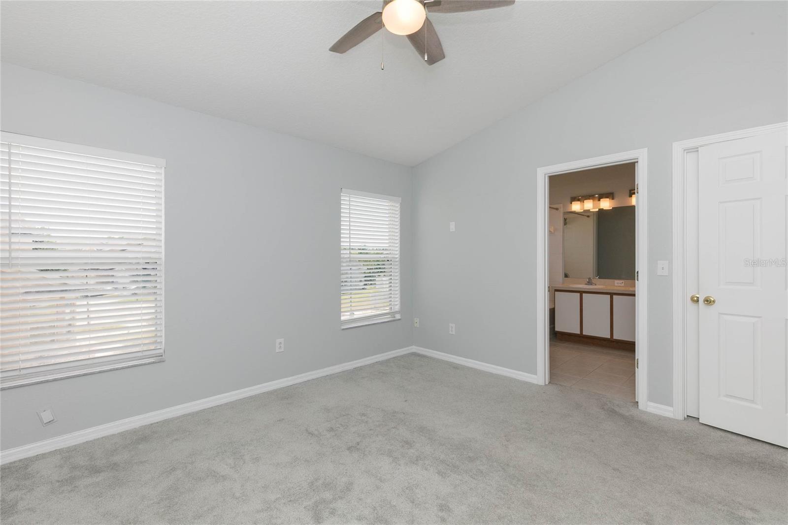 6407 Barksdale Way Property Photo 17