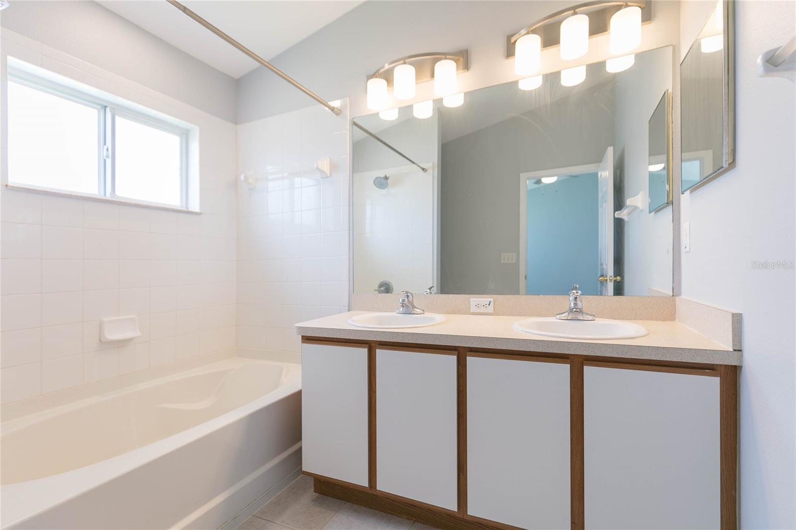6407 Barksdale Way Property Photo 20