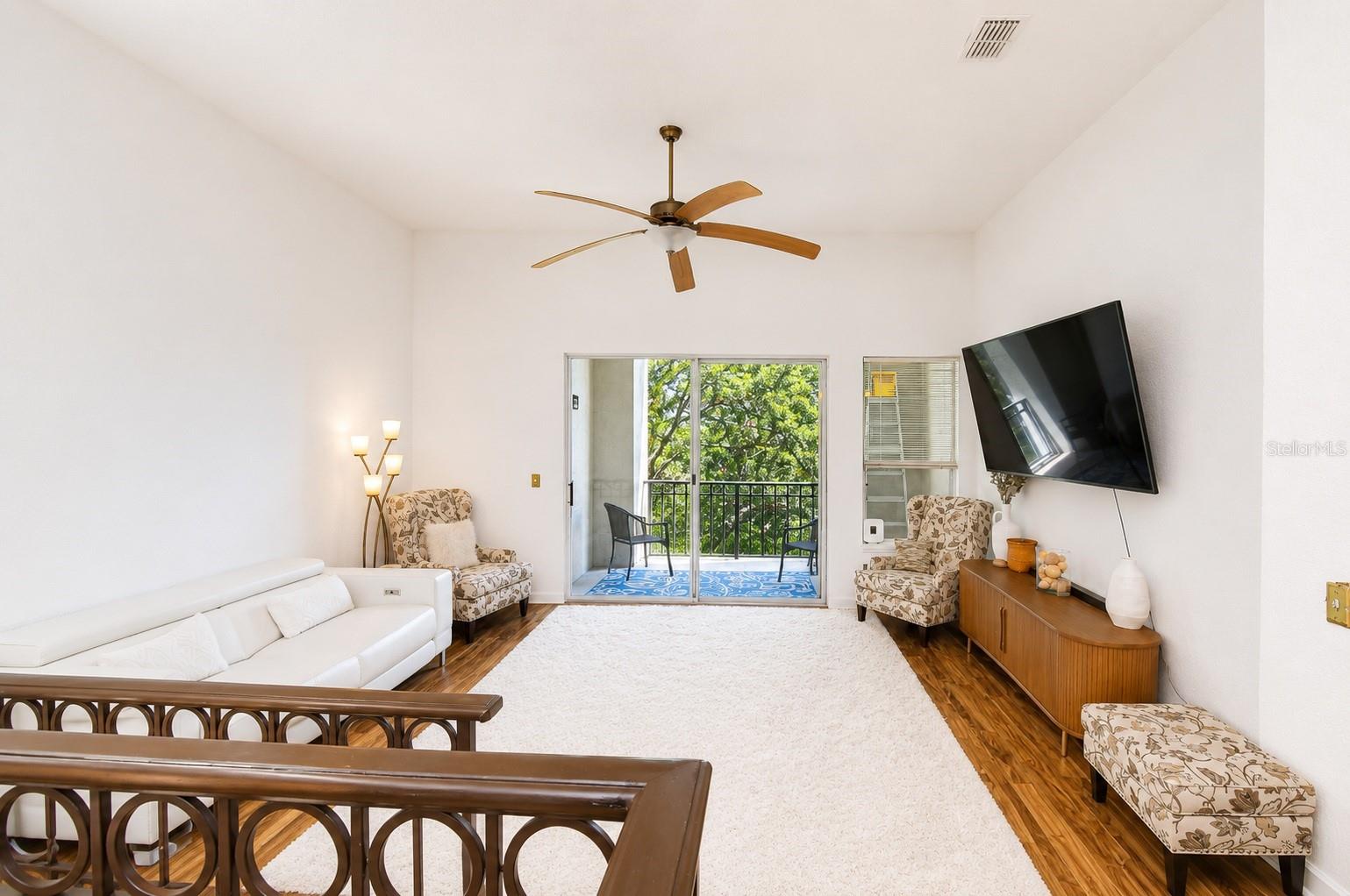 609 Tropical Breeze Way #609 Property Photo 8