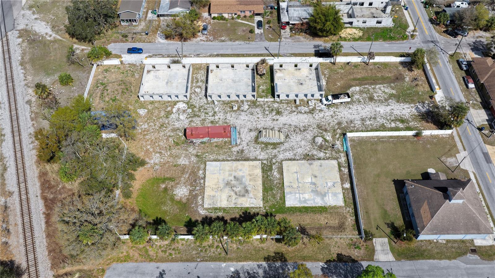 2909 E Genesee St Property Photo 1