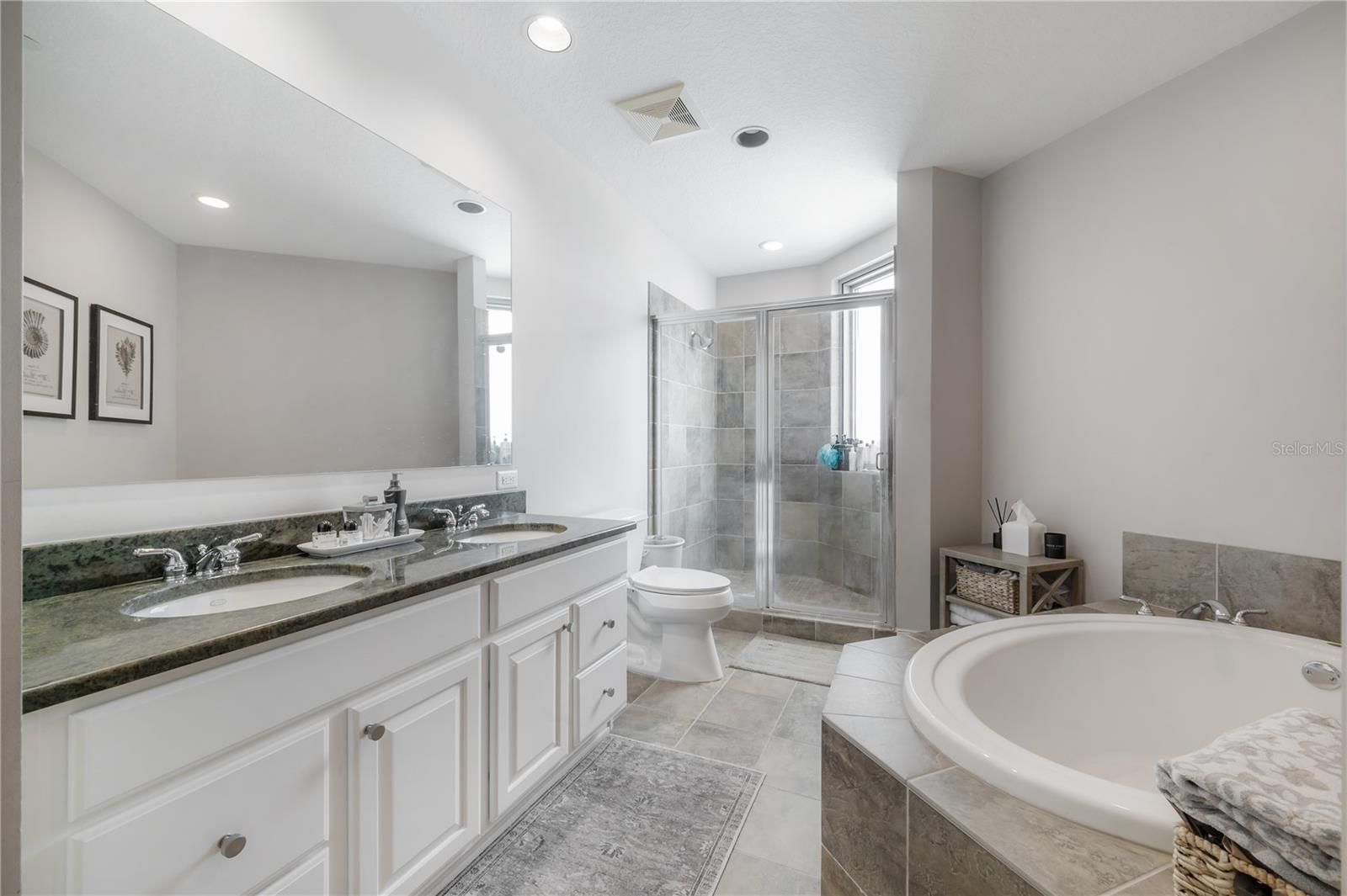449 S 12th St #2501 Property Photo 13