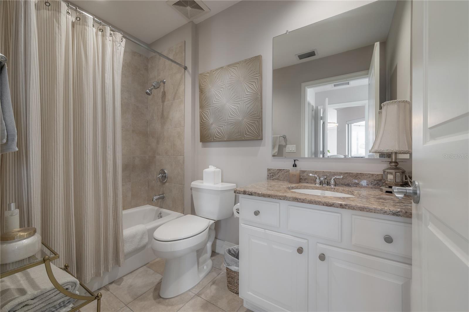 449 S 12th St #2501 Property Photo 21