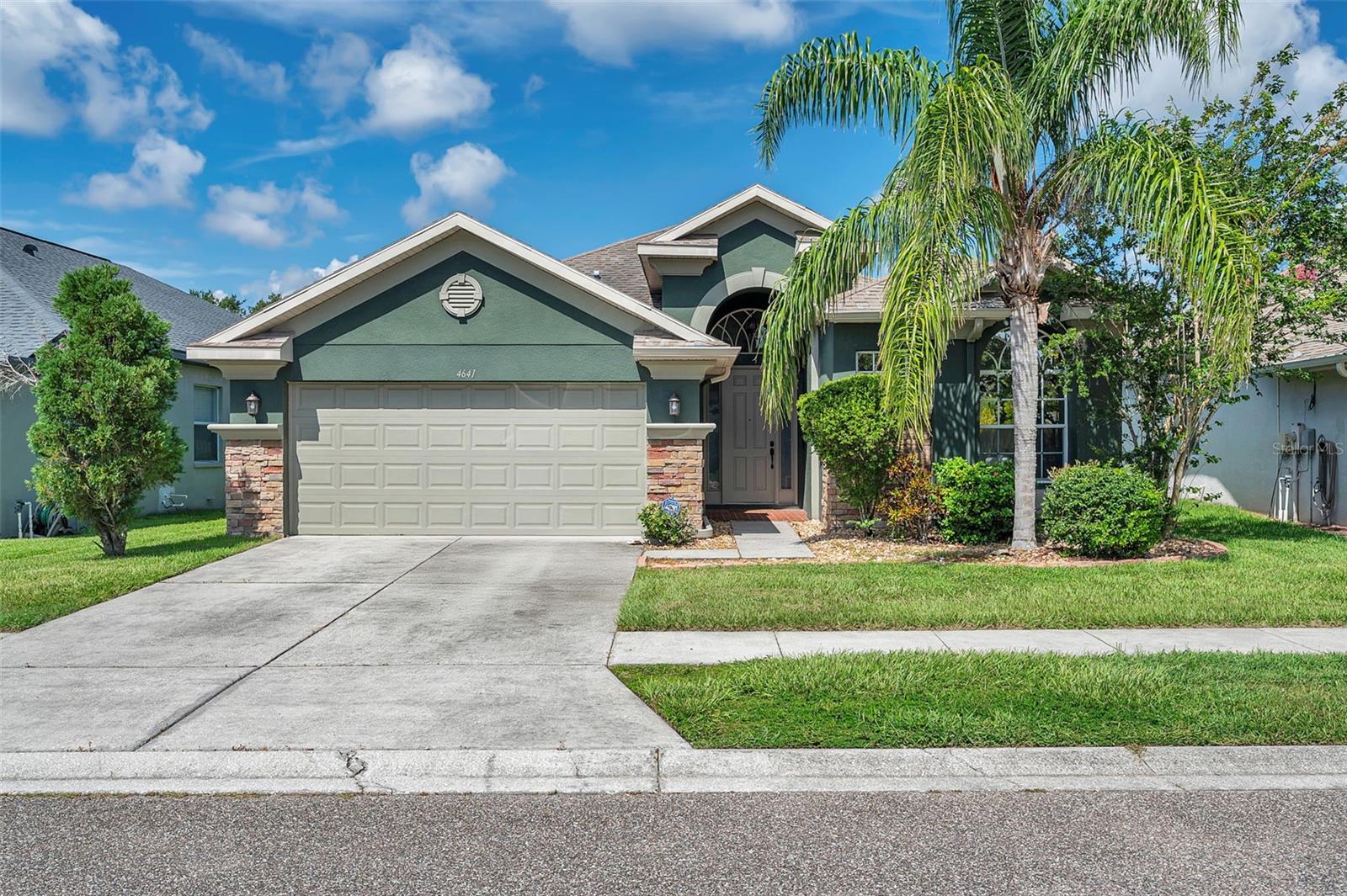 4641 Rolling Green Dr Property Photo 1