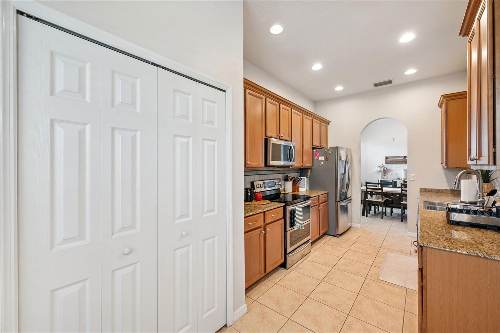 4641 Rolling Green Dr Property Photo 13