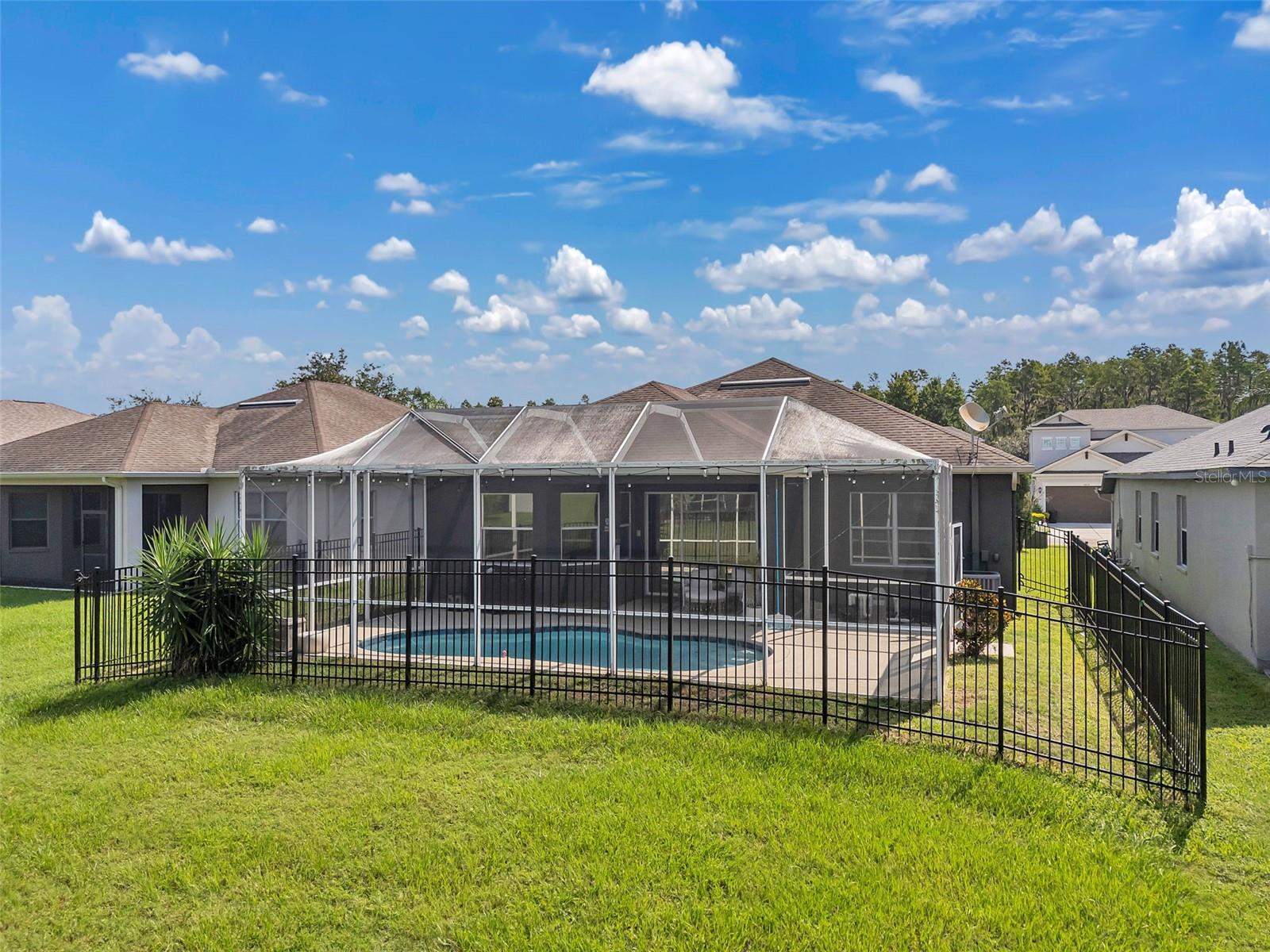 4641 Rolling Green Dr Property Photo 41
