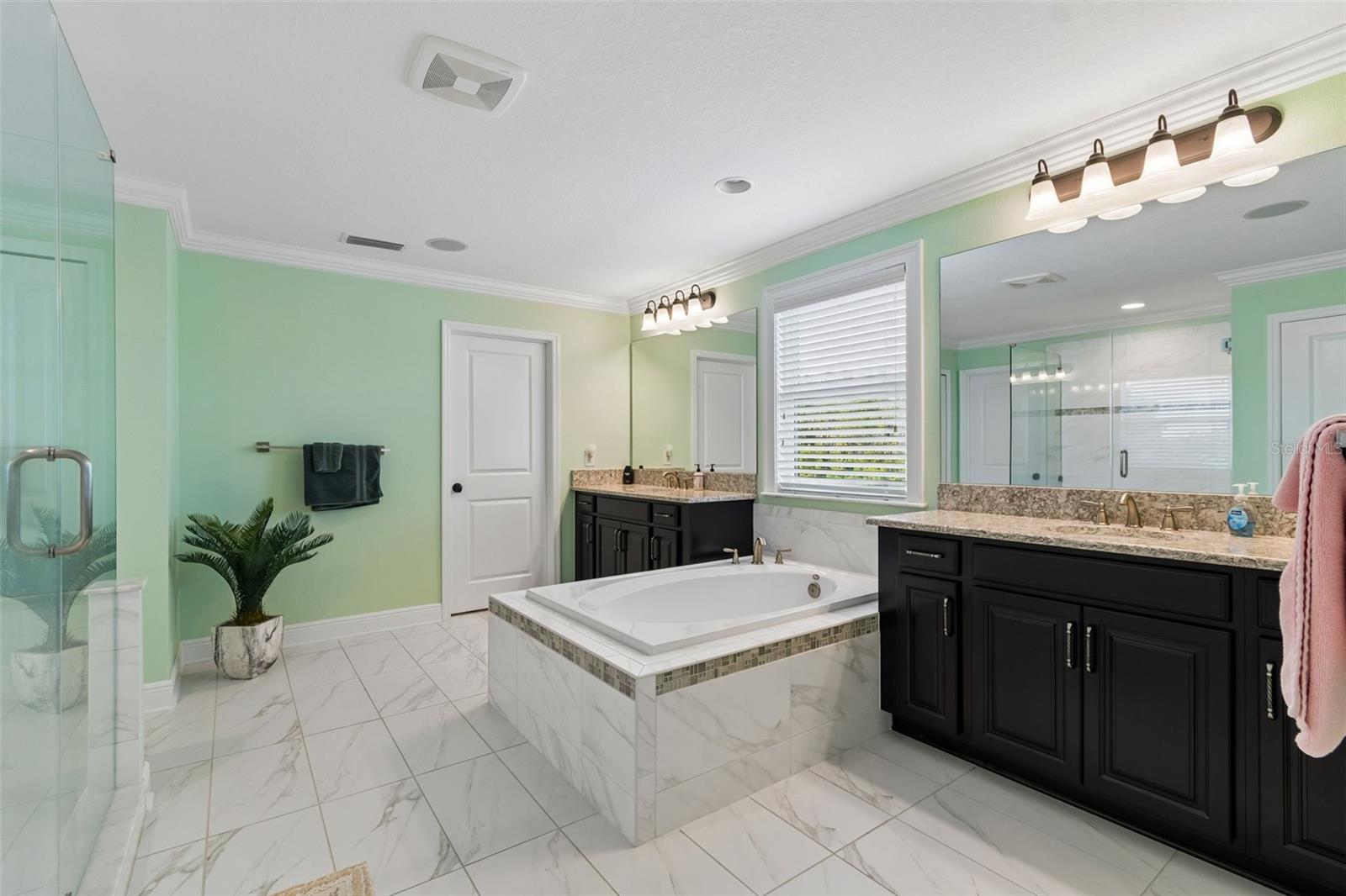 13218 Batten Ln Property Photo 33