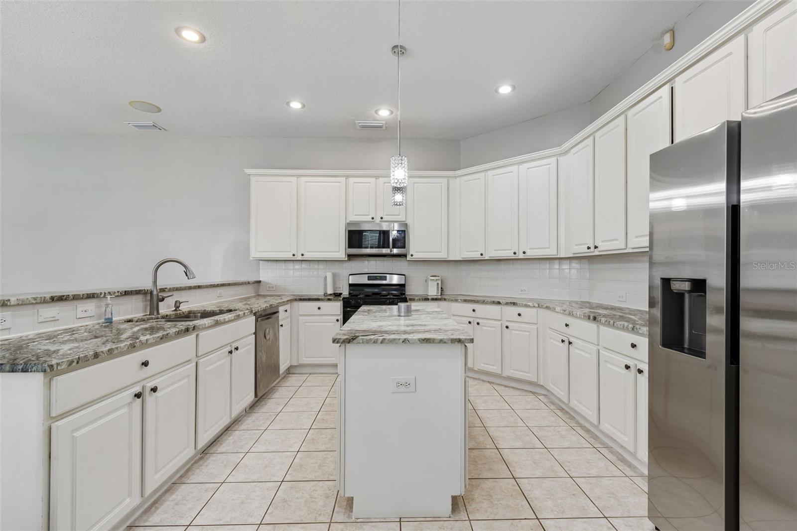 10243 Shadow Branch Dr Property Photo 21