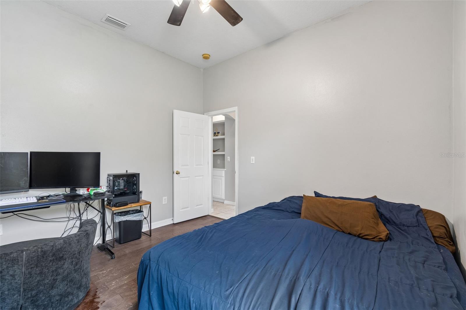 10243 Shadow Branch Dr Property Photo 47