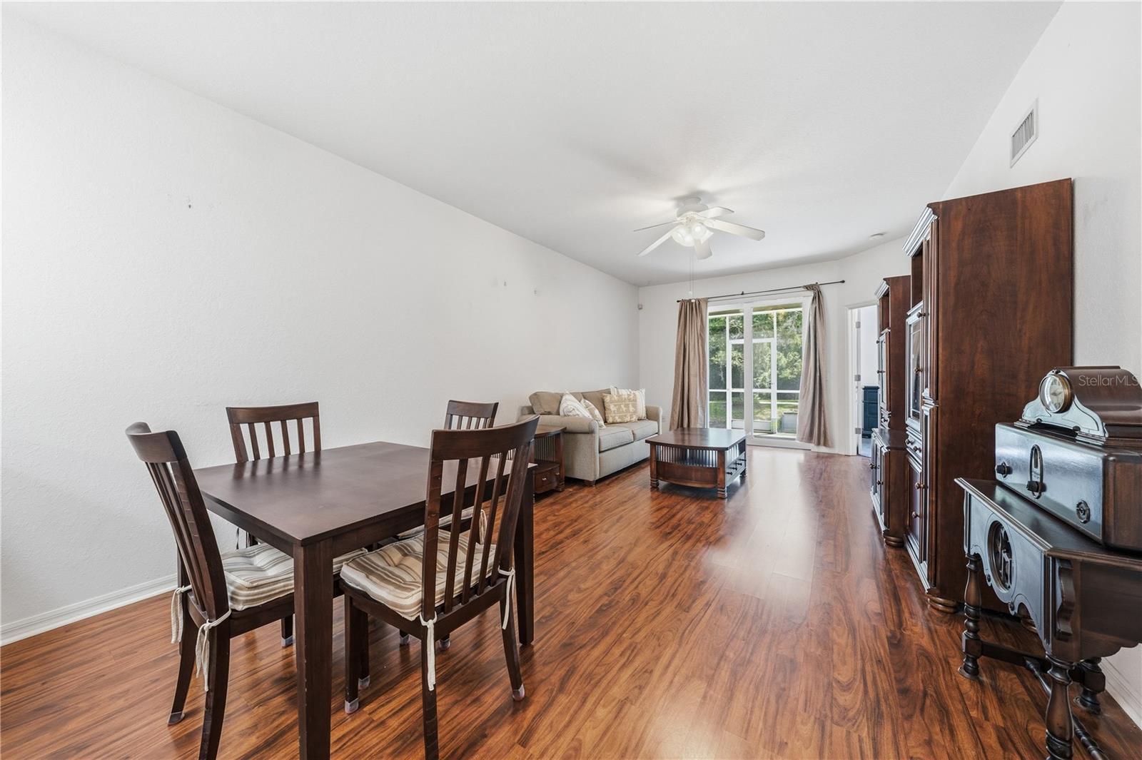 22128 Little Lagoon Ct Property Photo 5