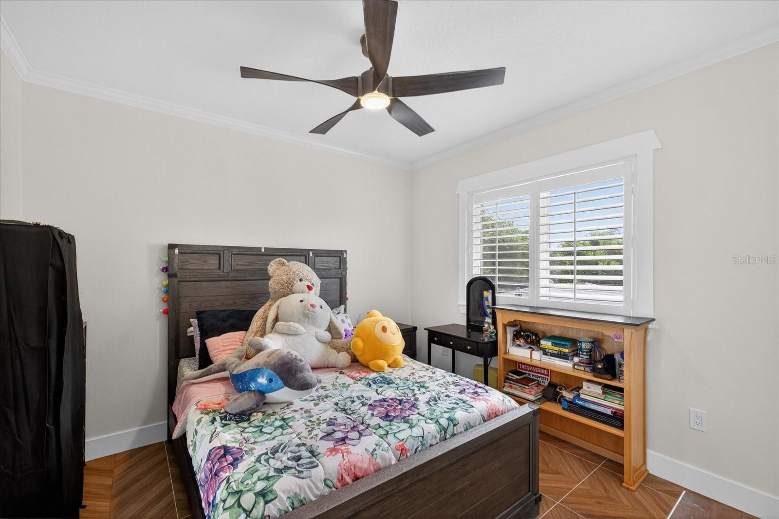 6706 S Sterling Ave Property Photo 19