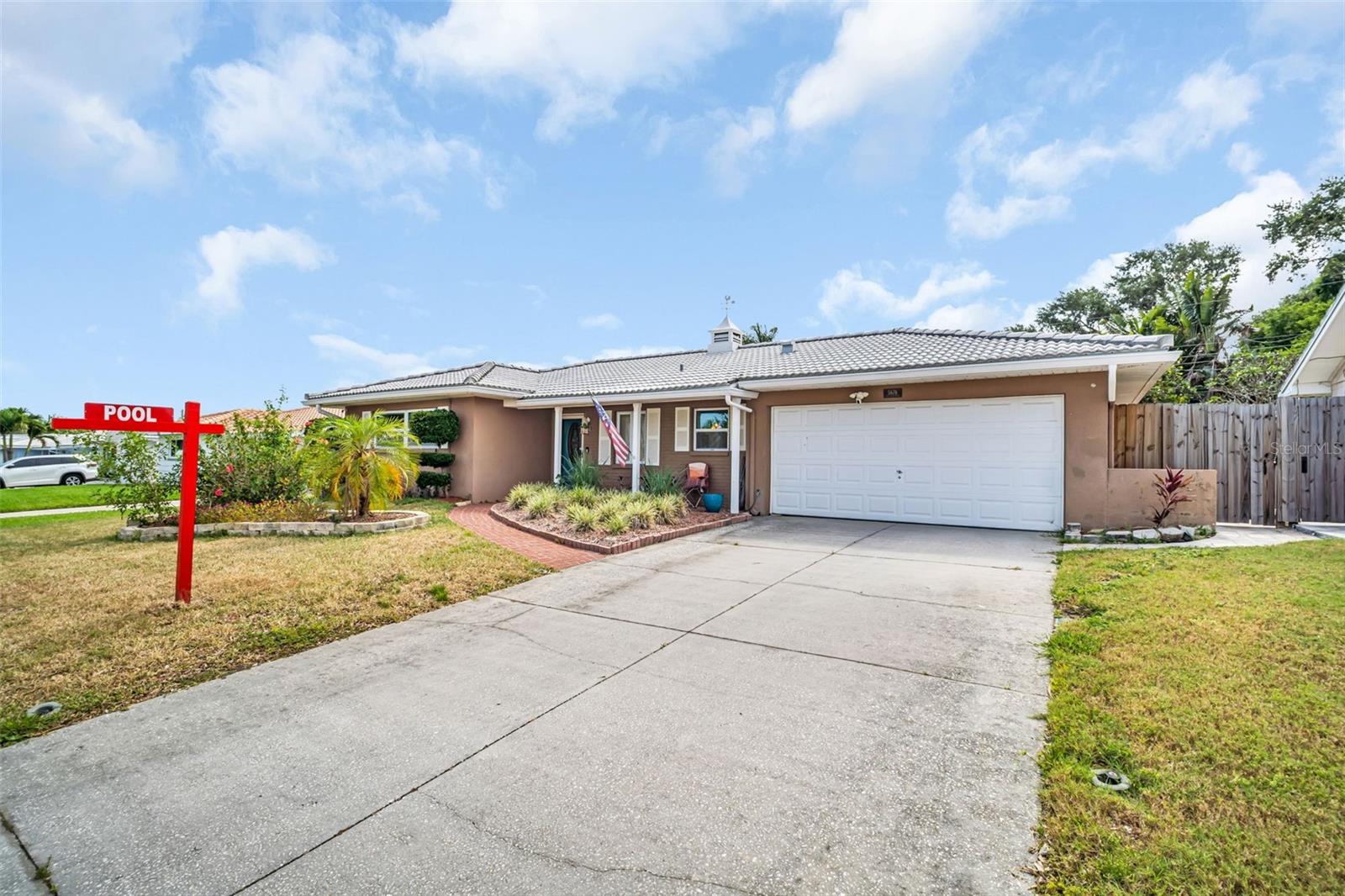 5676 Williams Blvd Property Photo 8
