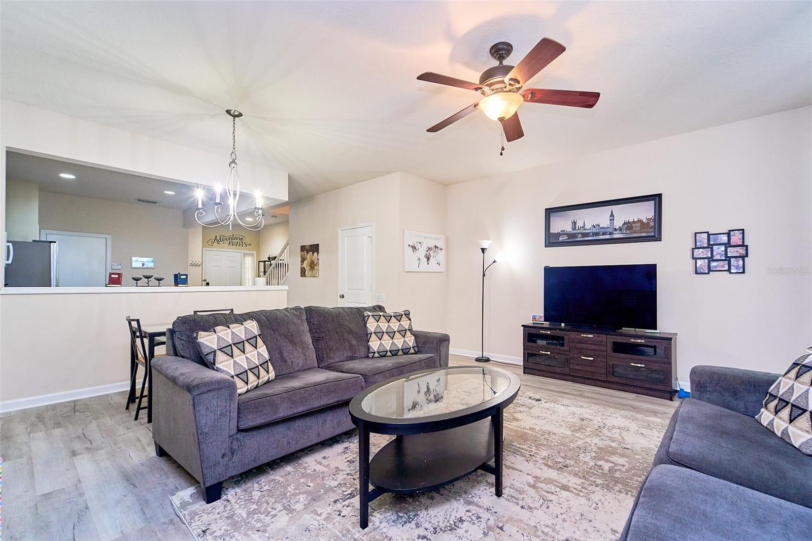 5014 Pond Ridge Rd Property Photo 4
