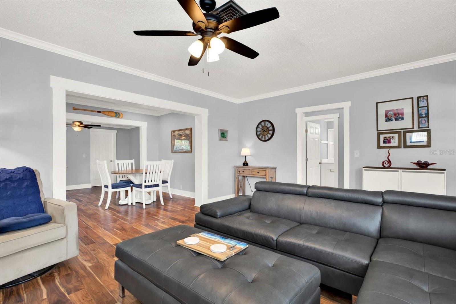 15656 1st St E Property Photo 5