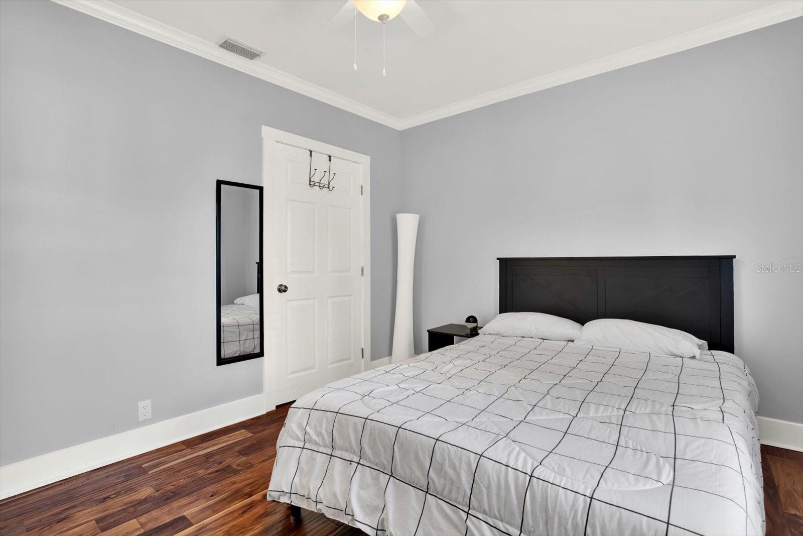 15656 1st St E Property Photo 21