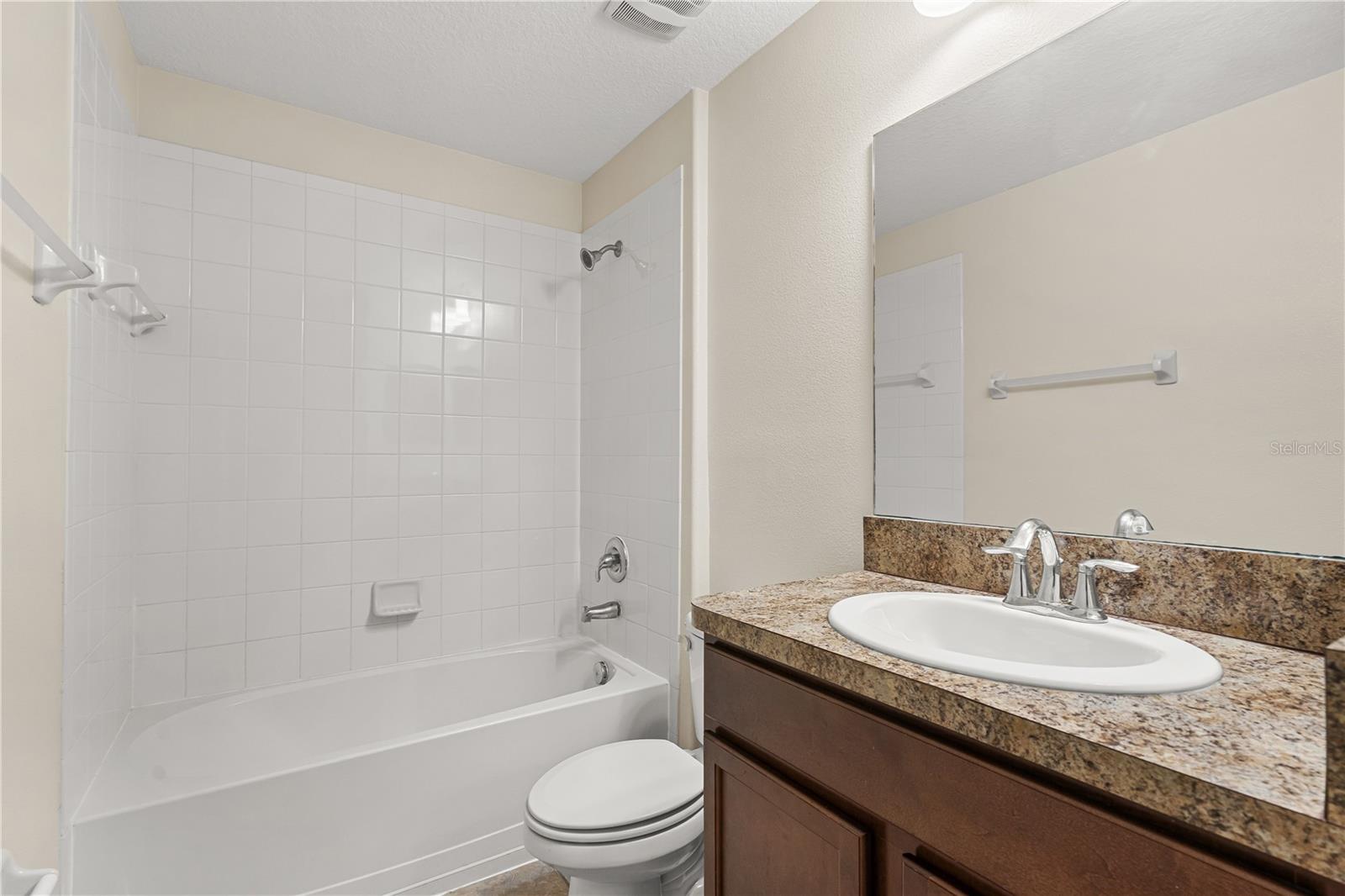 13181 Royal Pines Ave Property Photo 18