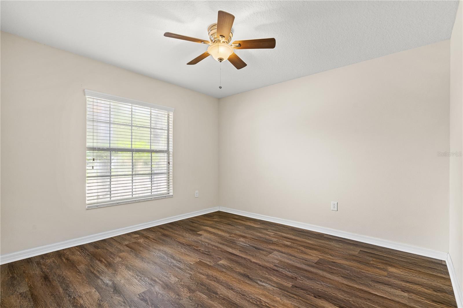 13181 Royal Pines Ave Property Photo 19