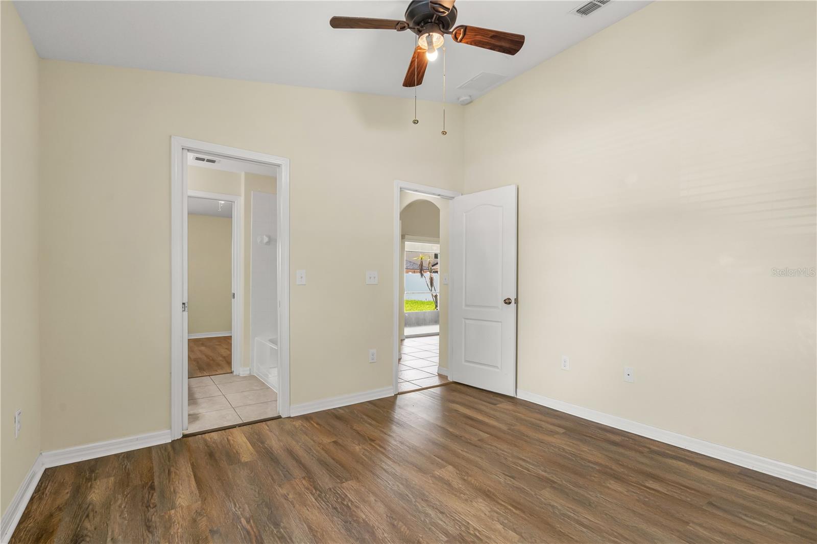 13181 Royal Pines Ave Property Photo 22